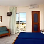 Aparthotel Kedrissos 3*