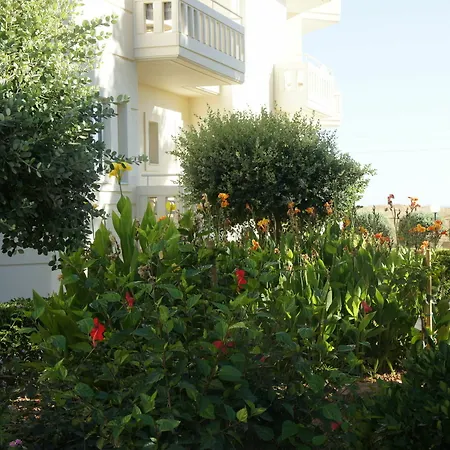 Apart Otel Kedrissos 3*