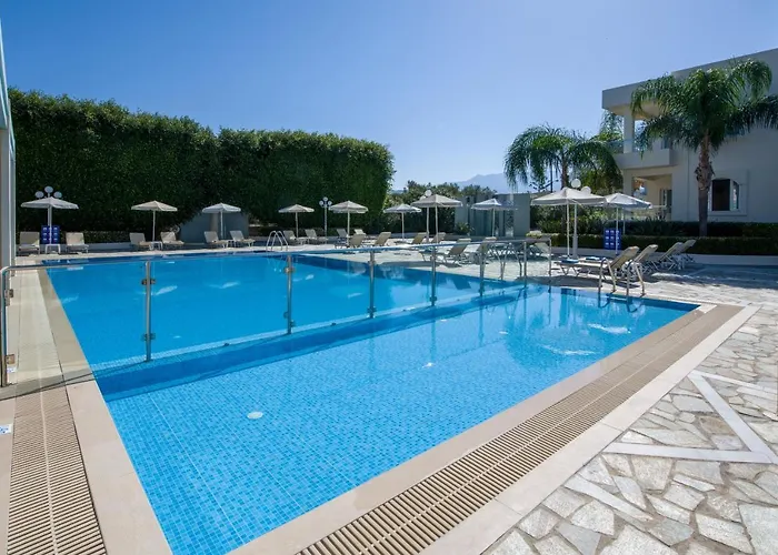 Kedrissos Apartmanhotel 3*