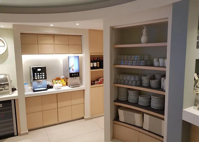 Kedrissos Apartmanhotel Hriszí Aktí Haniá