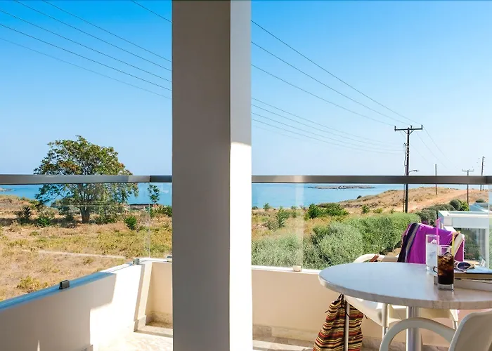 Kedrissos Apartmanhotel Hriszí Aktí Haniá