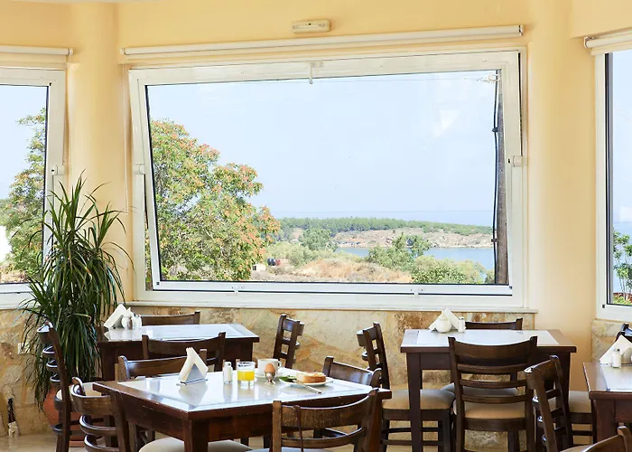 Kedrissos Apartmanhotel Hriszí Aktí Haniá