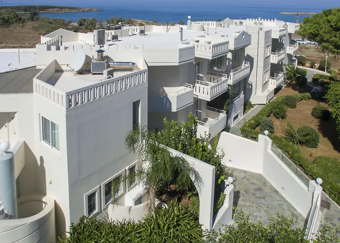 Kedrissos Apartmanhotel 3*