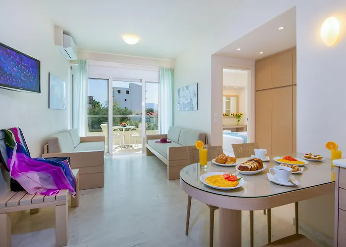 Kedrissos Apartmanhotel Hriszí Aktí Haniá