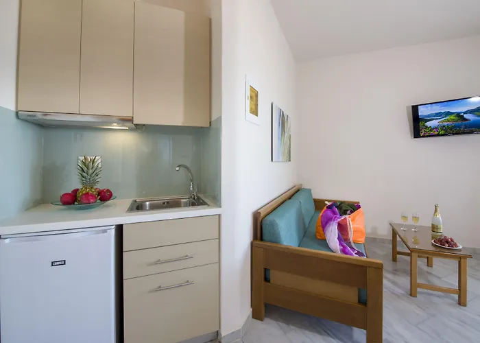 Apartmanhotel Kedrissos Hriszí Aktí Haniá