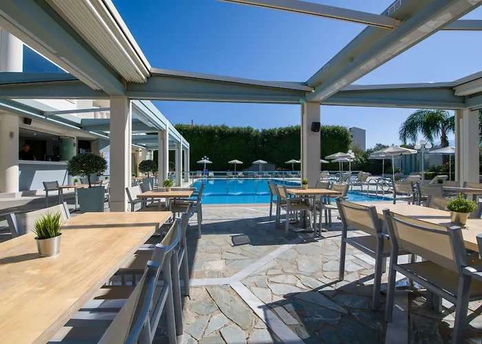 Apartmanhotel Kedrissos 3*