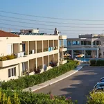 Kedrissos Apartmanhotel Hriszí Aktí Haniá