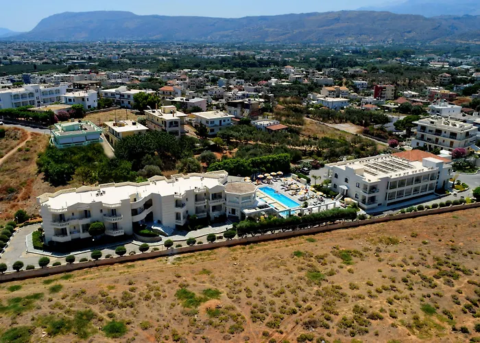 Kedrissos Aparthotel 3*
